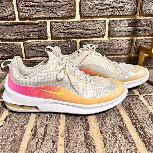Nike Air Max Axis Sz.11 (melon tint) - Picture 2 of 6